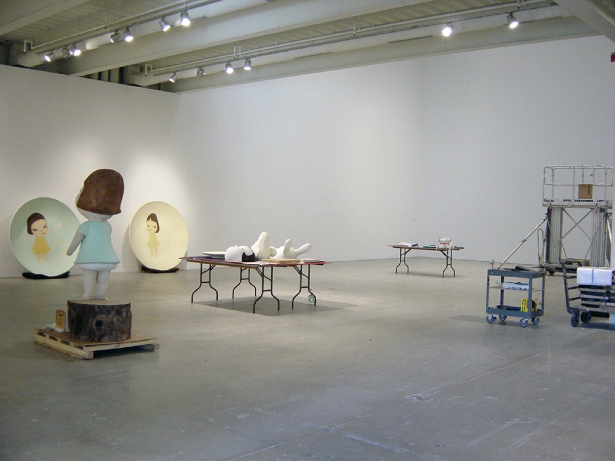 「Yoshitomo Nara: Nothing Ever Happens」（ペンシルベニア大学現代美術研究所）　設営の様子