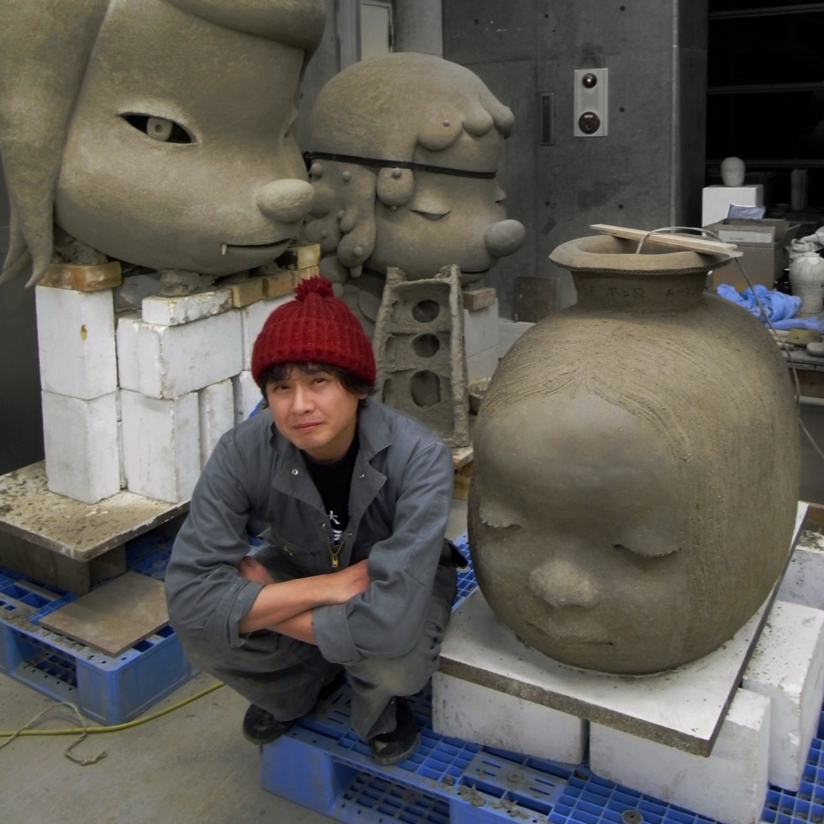 滋賀県立陶芸の森でセラミック作品を制作