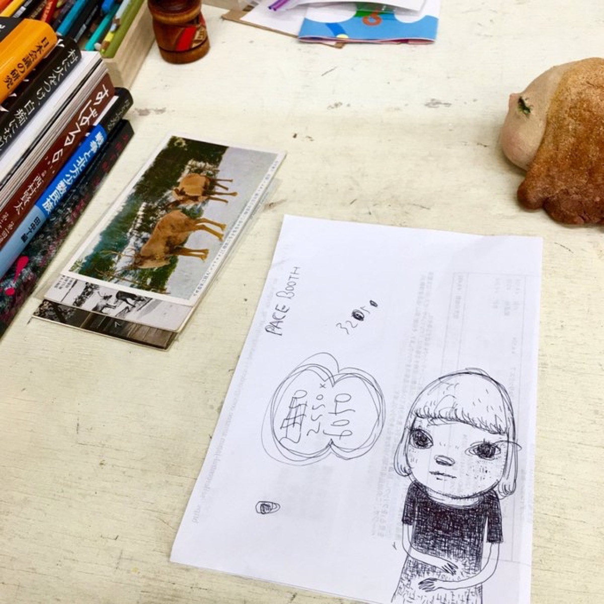 領収書の裏に描いたドローイング